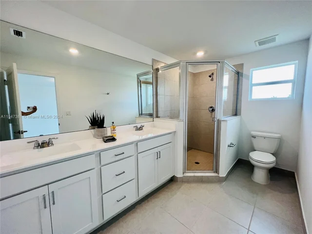 6909 Harbours Edge Ave, Lake Worth FL 33467