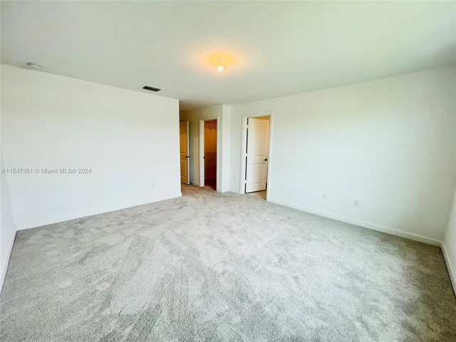 6909 Harbours Edge Ave, Lake Worth FL 33467