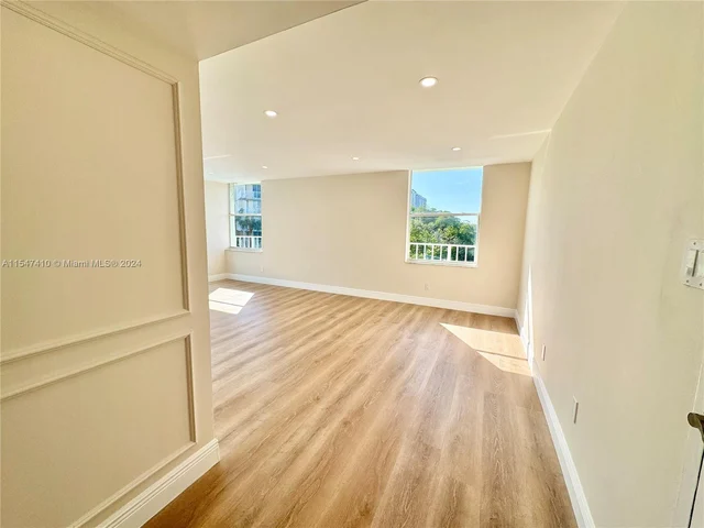 16546 NE 26th Ave # 3G, North Miami Beach FL 33160