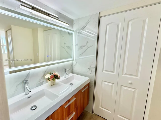 16546 NE 26th Ave # 3G, North Miami Beach FL 33160