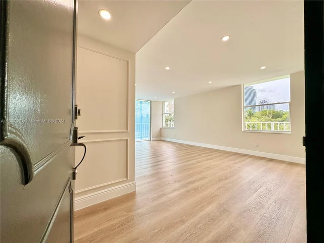 16546 NE 26th Ave # 3G, North Miami Beach FL 33160