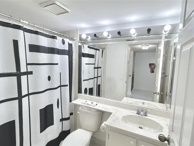 10344 E Clairmont Cir # 203, Tamarac FL 33321