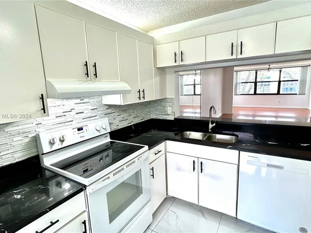 10344 E Clairmont Cir # 203, Tamarac FL 33321