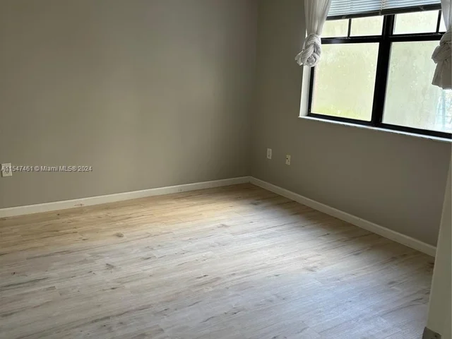 1919 Van Buren St # 308A, Hollywood FL 33020