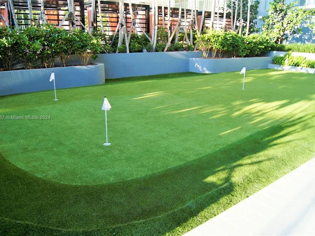 121 NE 34th St # 1415, Miami FL 33137