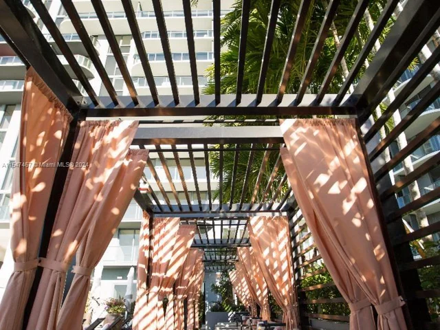 121 NE 34th St # 1415, Miami FL 33137