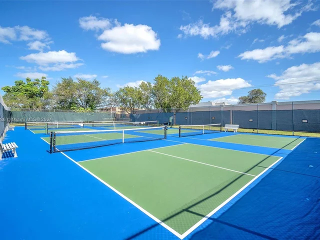 9310 Sunrise Lakes Blvd # 110, Sunrise FL 33322