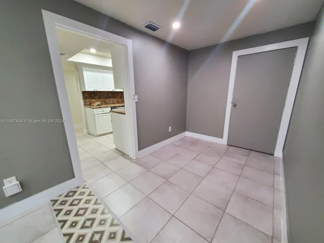 600 SW 89th Ct, Miami FL 33174