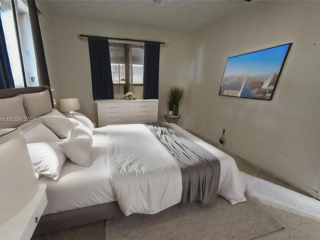 2151 SW 67th Ter, Miramar FL 33023