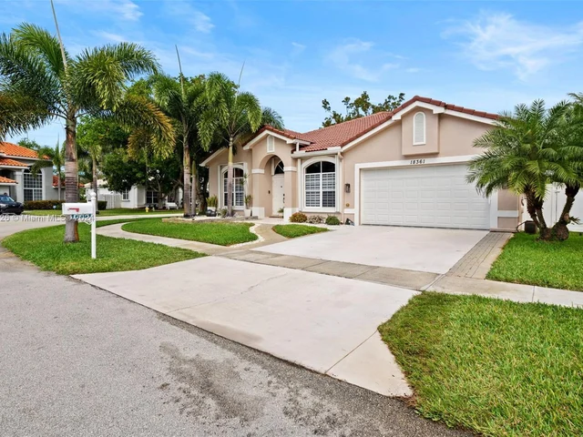18361 NW 10th St, Pembroke Pines FL 33029