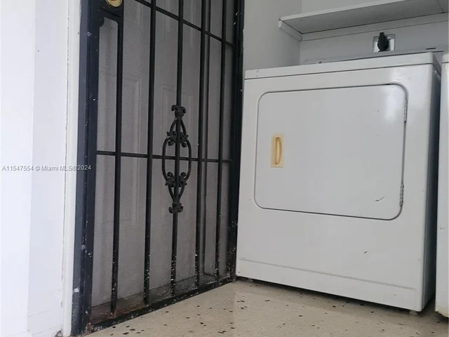 7272 SW 21st St # 0, Miami FL 33155