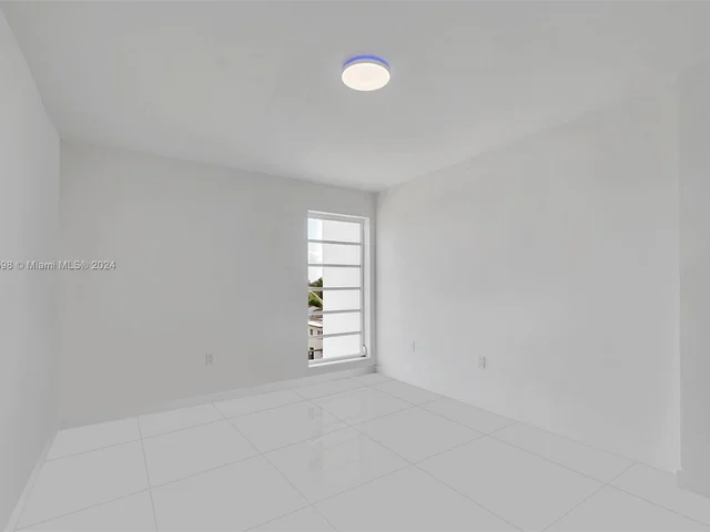 1400 SW 27th Ave # 501, Miami FL 33145