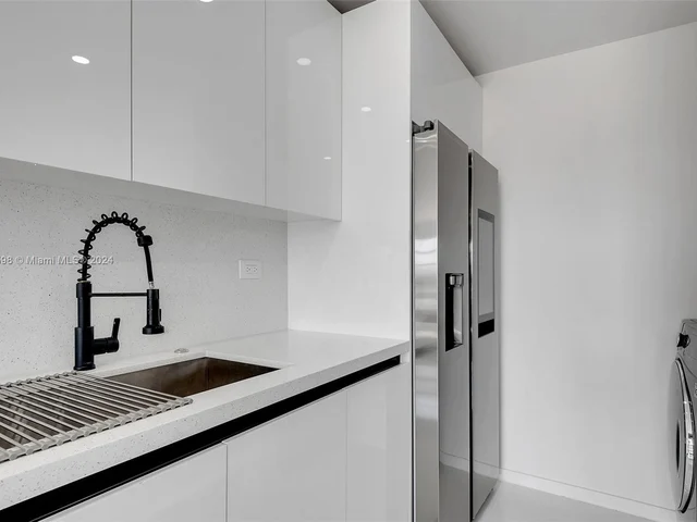 1400 SW 27th Ave # 501, Miami FL 33145