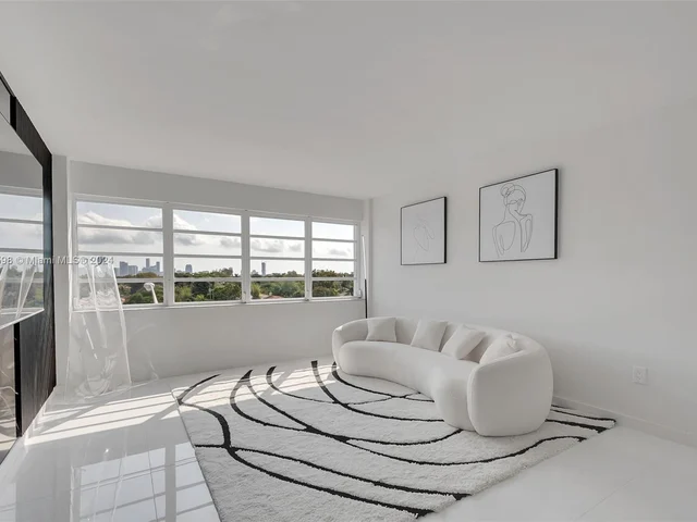 1400 SW 27th Ave # 501, Miami FL 33145