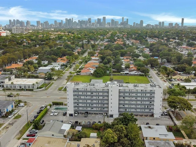 1400 SW 27th Ave # 501, Miami FL 33145