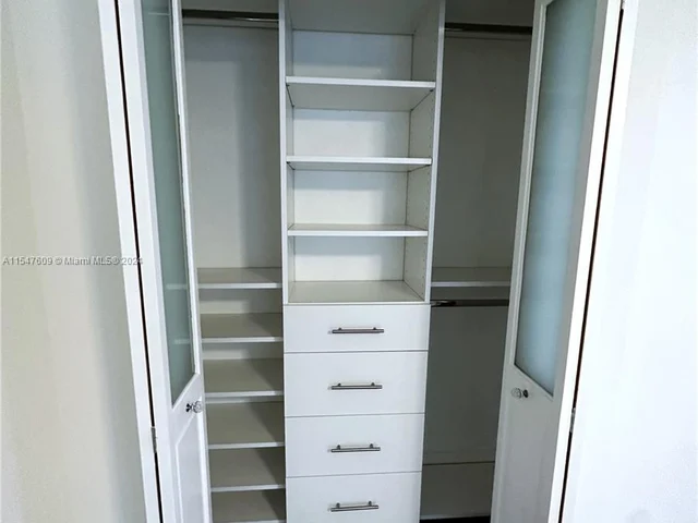 11323 SW 74th Ter, Miami FL 33173