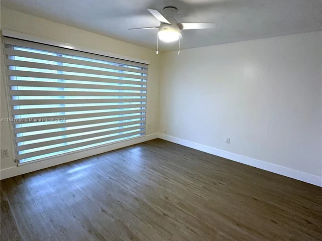 11323 SW 74th Ter, Miami FL 33173