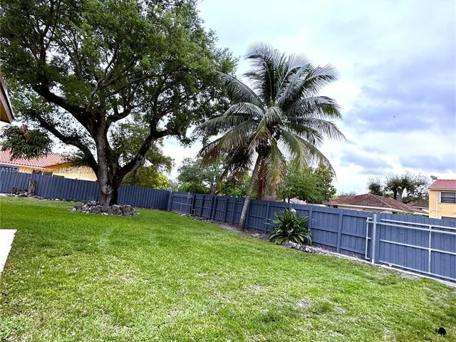 11323 SW 74th Ter, Miami FL 33173