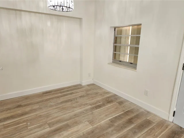 17750 NE 19th Ave, North Miami Beach FL 33162