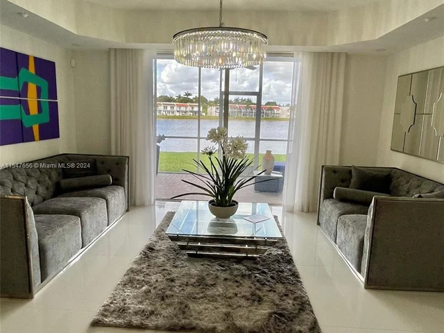 10730 NW 66th St # 108, Doral FL 33178