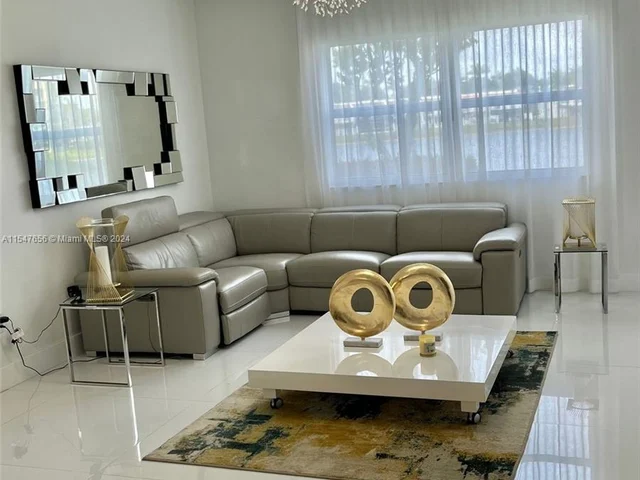 10730 NW 66th St # 108, Doral FL 33178