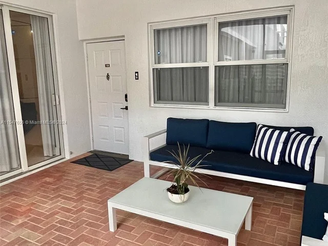 10730 NW 66th St # 108, Doral FL 33178