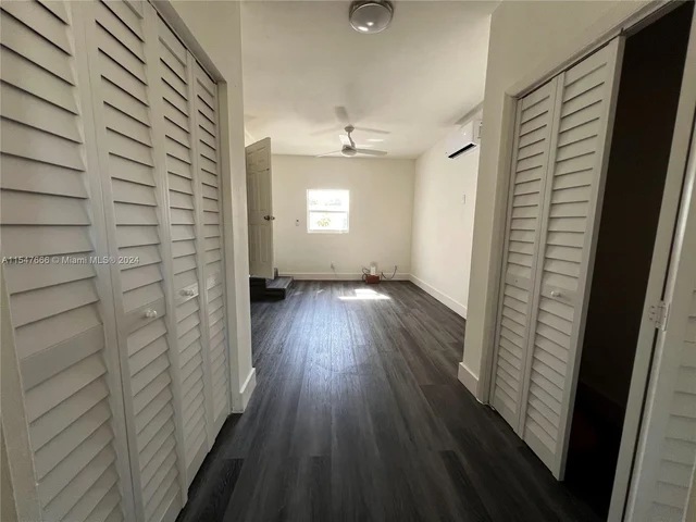 513 Franklin Rd, West Palm Beach FL 33405