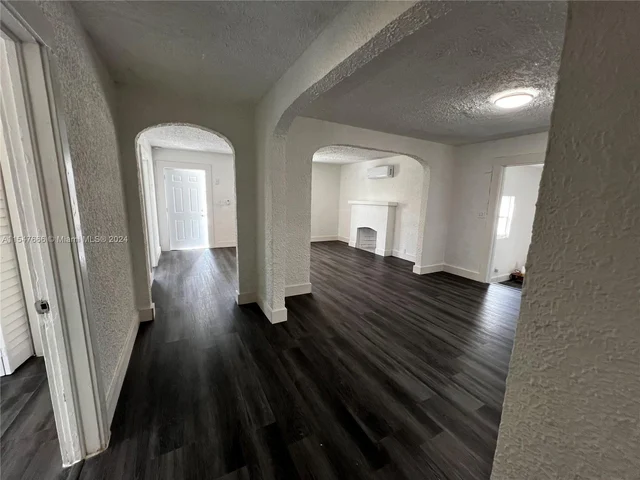 513 Franklin Rd, West Palm Beach FL 33405