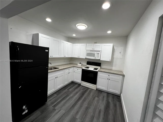 513 Franklin Rd, West Palm Beach FL 33405