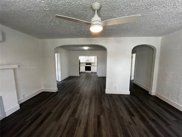 513 Franklin Rd, West Palm Beach FL 33405