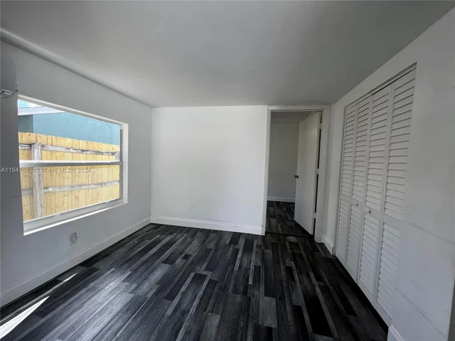 513 Franklin Rd, West Palm Beach FL 33405