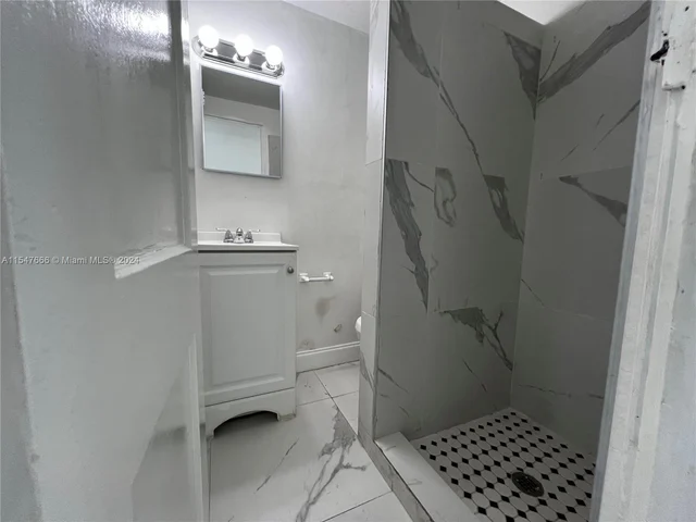 513 Franklin Rd, West Palm Beach FL 33405