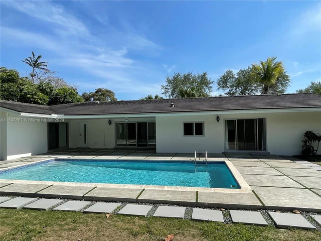 7361 SW 117 TER, Pinecrest FL 33156