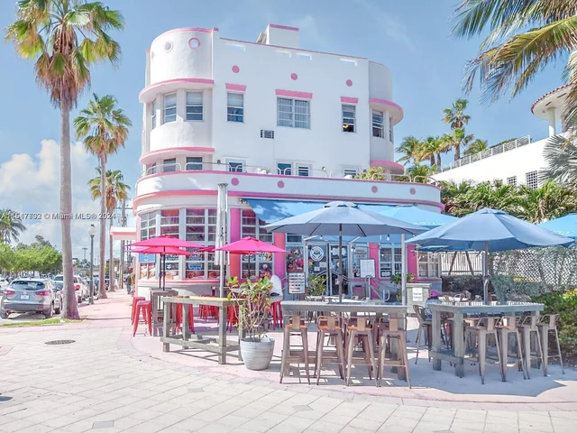 7300 Ocean Ter # 100, Miami Beach FL 33141