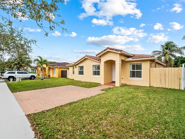 11365 SW 247th Ter, Homestead FL 33032