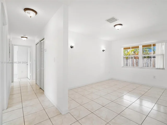 11365 SW 247th Ter, Homestead FL 33032