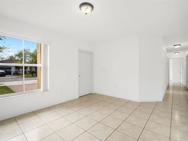 11365 SW 247th Ter, Homestead FL 33032