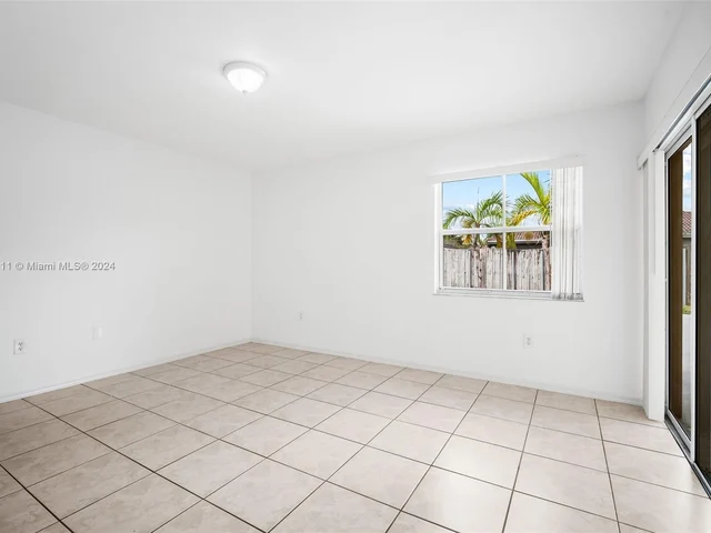 11365 SW 247th Ter, Homestead FL 33032