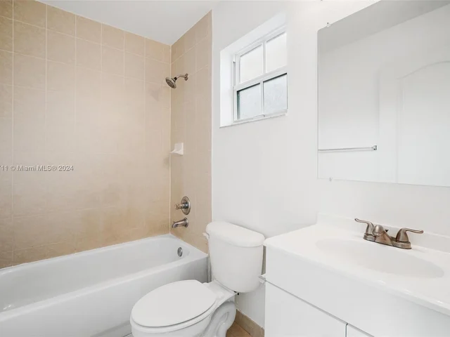 11365 SW 247th Ter, Homestead FL 33032