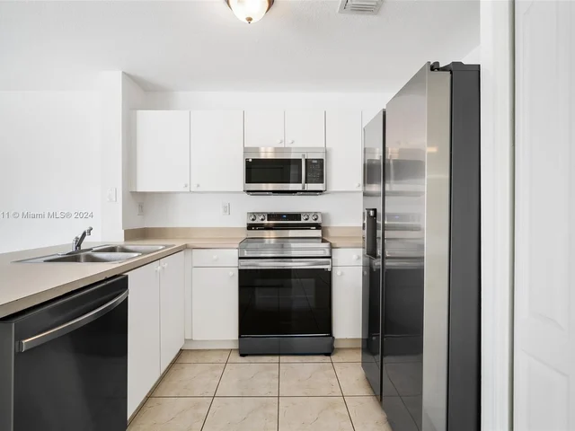 11365 SW 247th Ter, Homestead FL 33032