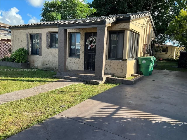 1730 NW 51st St, Miami FL 33142