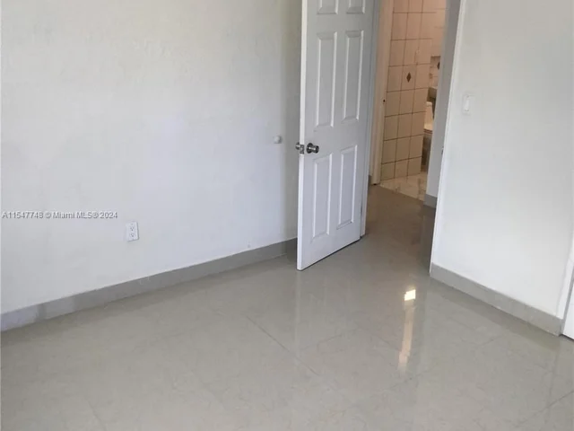 251 NW 45 ST, Miami FL 33127