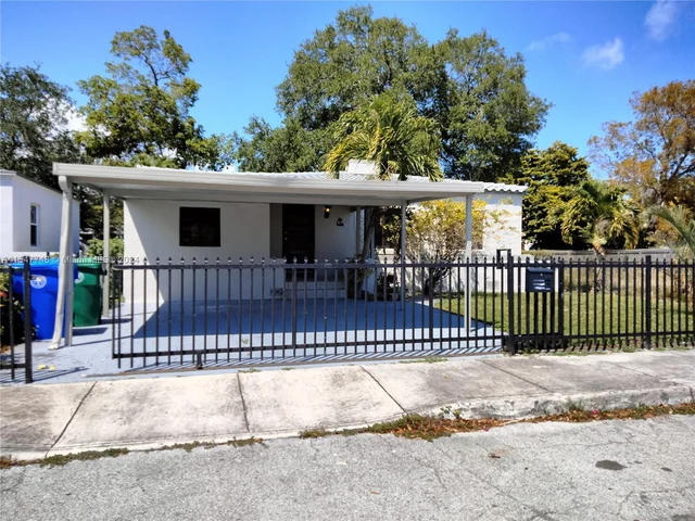 251 NW 45 ST, Miami FL 33127