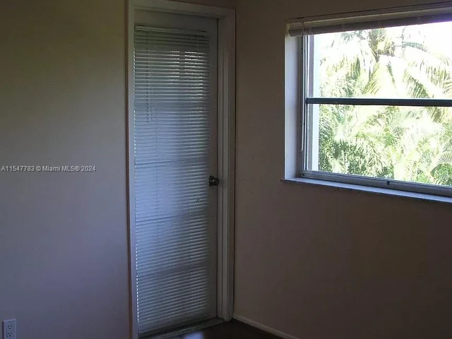 1445 Atlantic Shores Blvd # 306, Hallandale Beach FL 33009