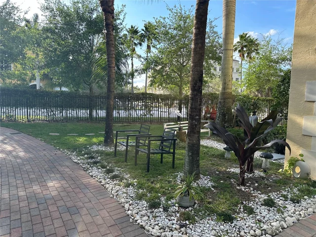 12468 NW 17th Mnr # 12468, Pembroke Pines FL 33028