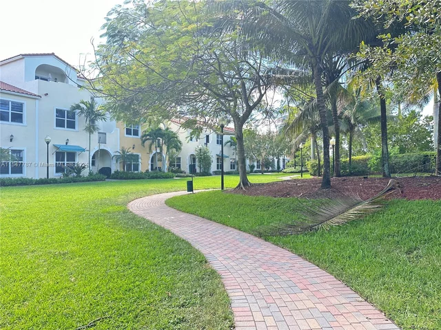 12468 NW 17th Mnr # 12468, Pembroke Pines FL 33028