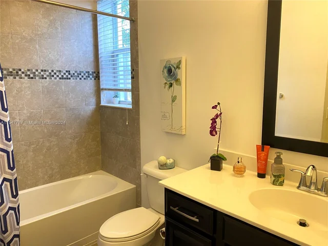 12468 NW 17th Mnr # 12468, Pembroke Pines FL 33028