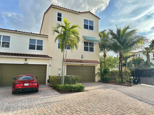 12468 NW 17th Mnr # 12468, Pembroke Pines FL 33028