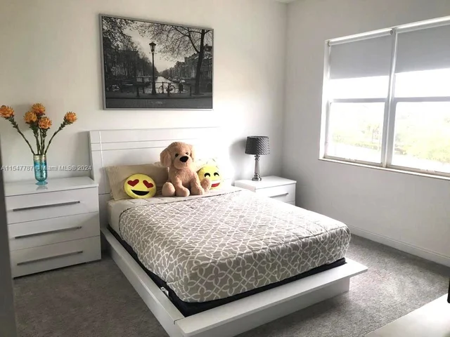 12468 NW 17th Mnr # 12468, Pembroke Pines FL 33028