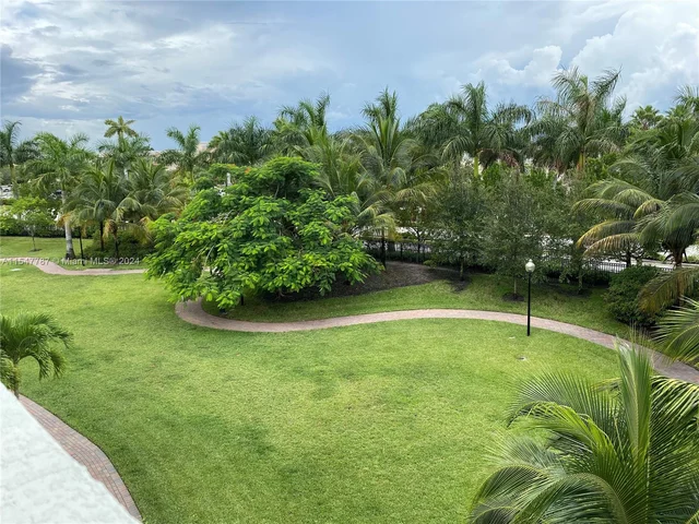 12468 NW 17th Mnr # 12468, Pembroke Pines FL 33028